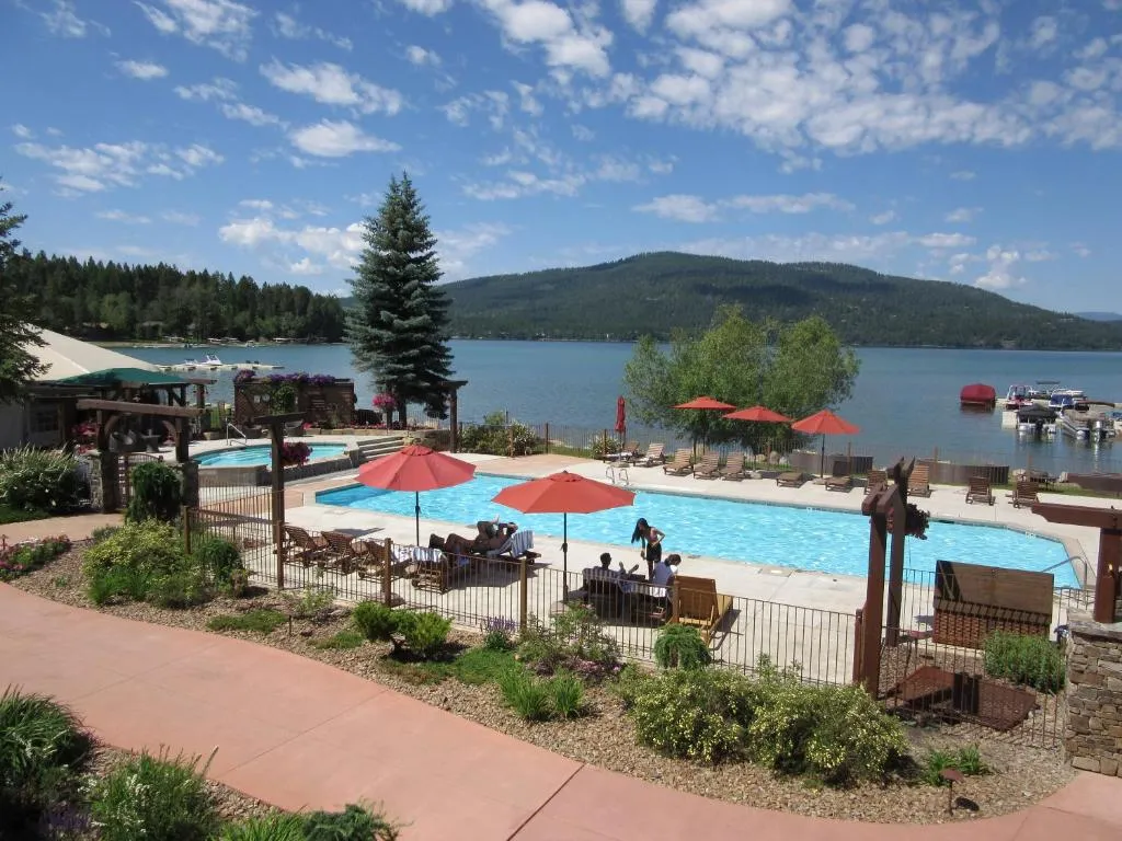 Whitefish Lake Lodge, photo 1
