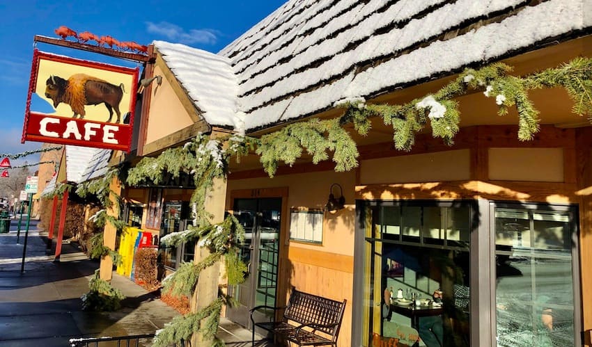 Buffalo Cafe & Nightly Grill